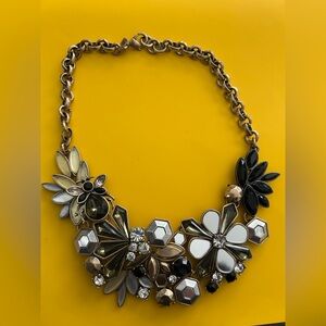 Banana Republic Noir Nature Statement Necklace